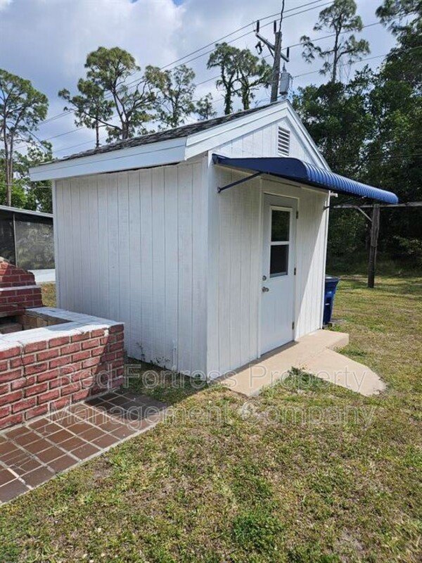 8730 Fordham St property image
