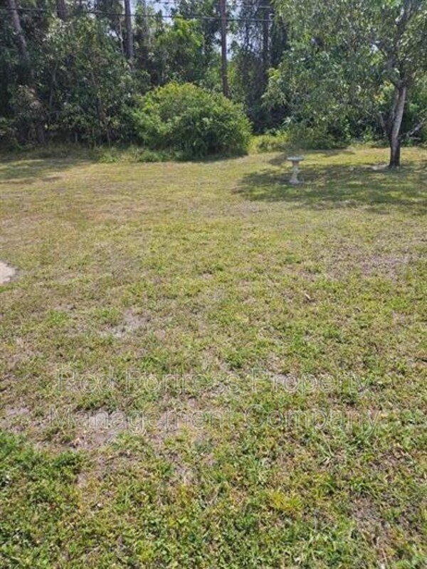 8730 Fordham St property image