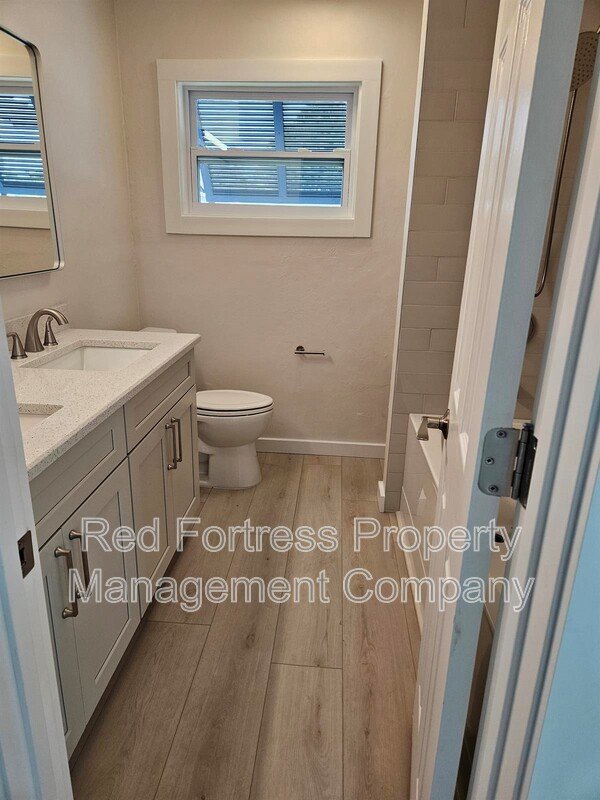 8730 Fordham St property image