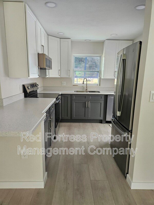8730 Fordham St property image