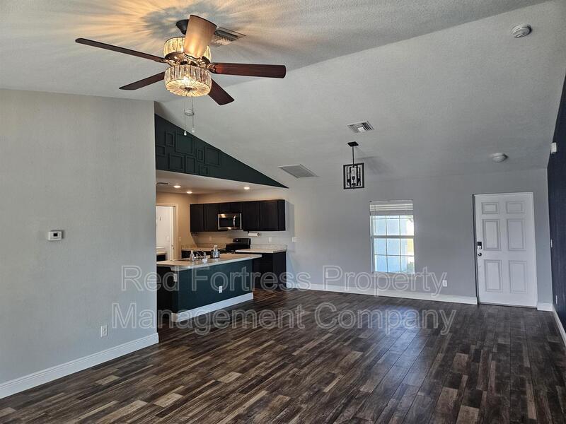 1200 NW 15th Ter property image