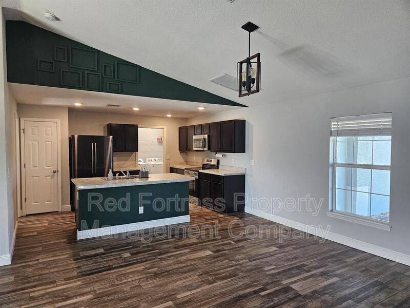 1200 NW 15th Ter property image