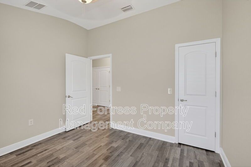 27078 Brook Forest Rd property image