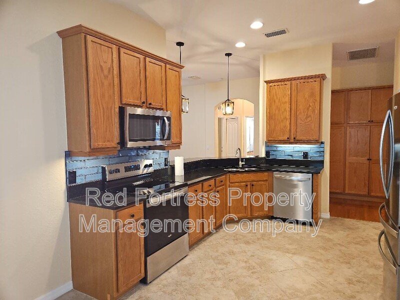 1556 Scarlett Ave property image