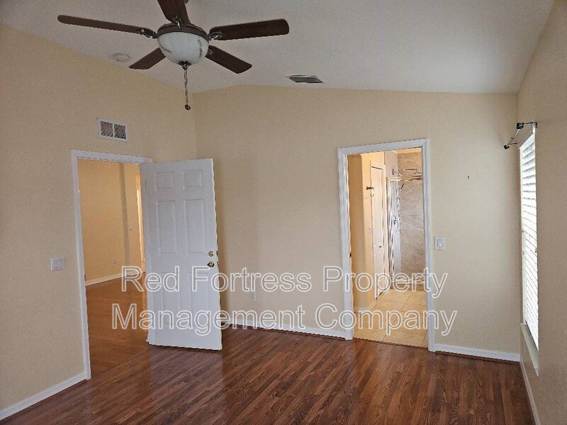 1556 Scarlett Ave property image