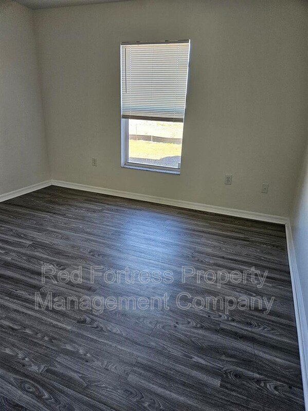 5006 Bywood St property image