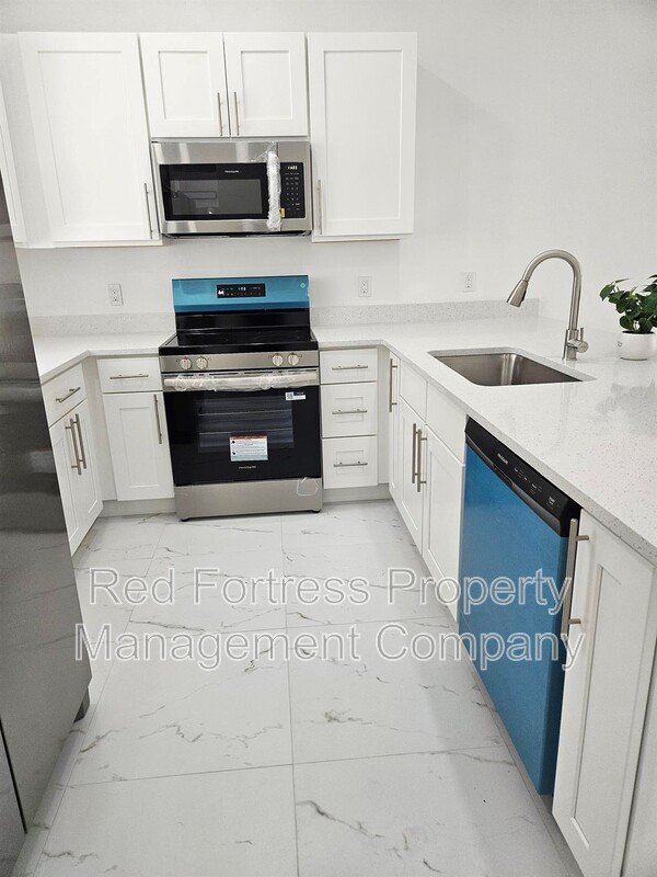 5146 Centennial Blvd property image