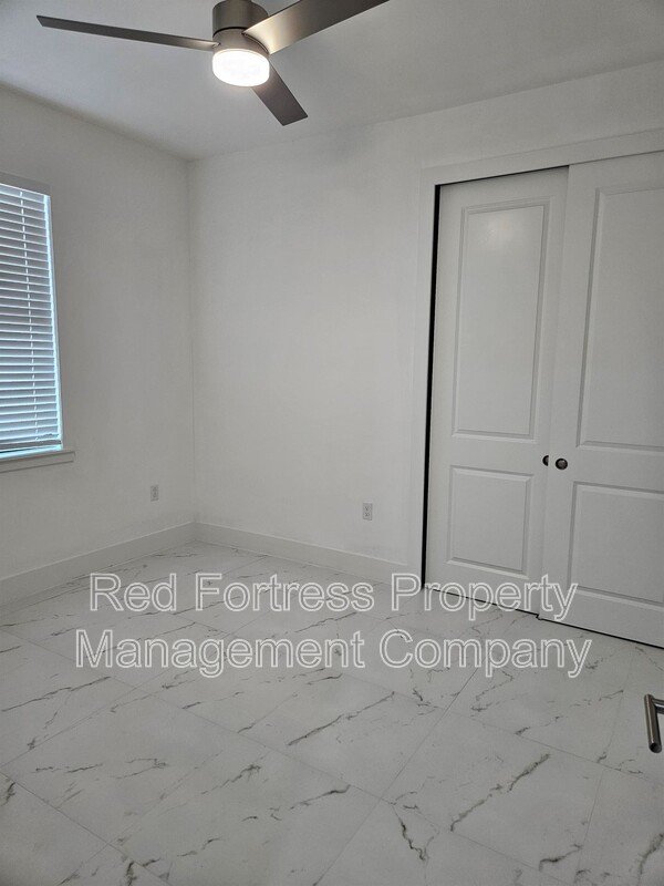 5148 Centennial Blvd property image