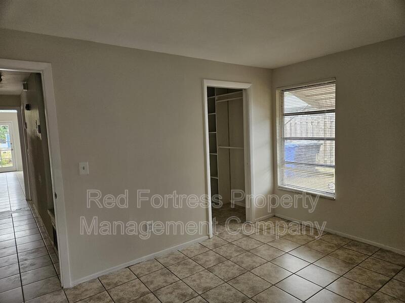 1635 Newport Ct property image