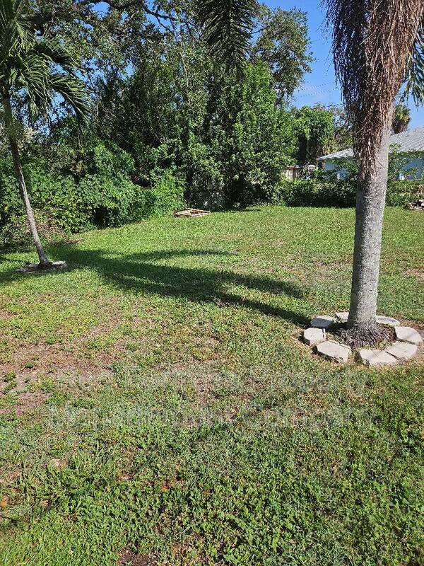 2349 South St property image