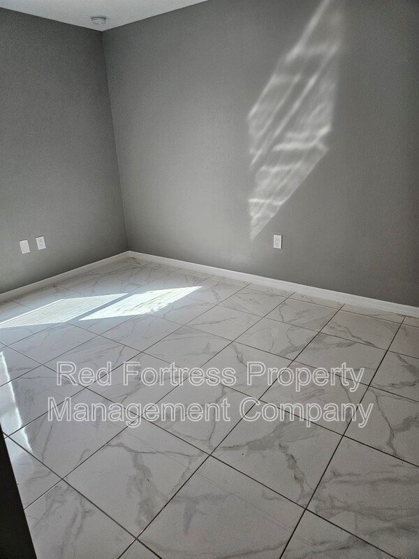 310 Gordon Ave S property image