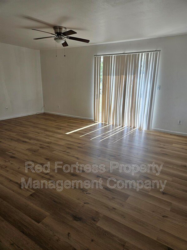 803 Palm Blvd property image