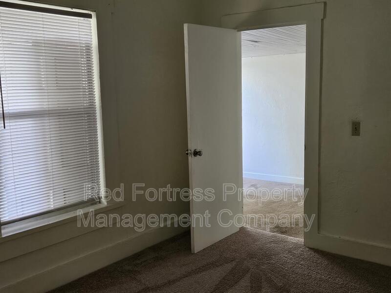 3810 Desoto Ave A property image