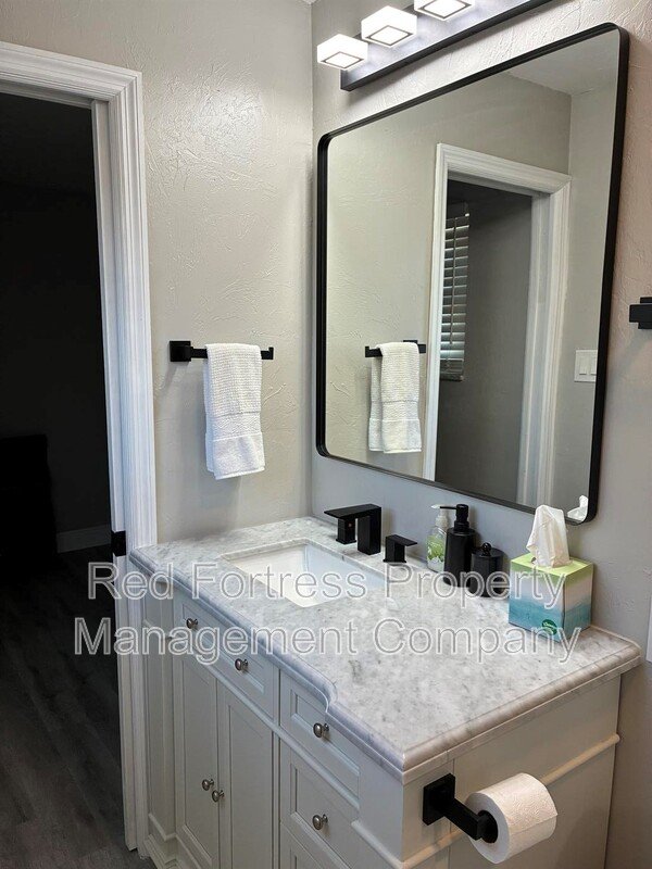 4855 West Dr property image