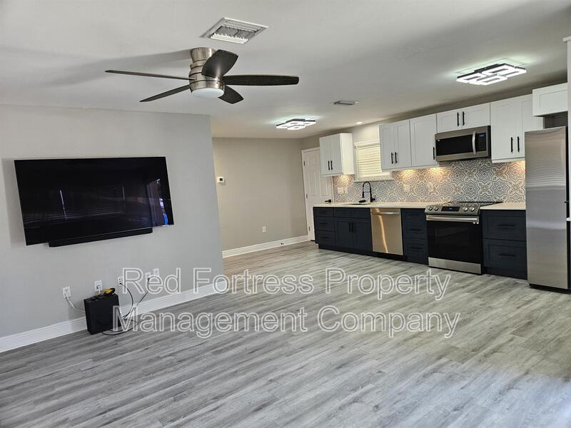 4855 West Dr property image