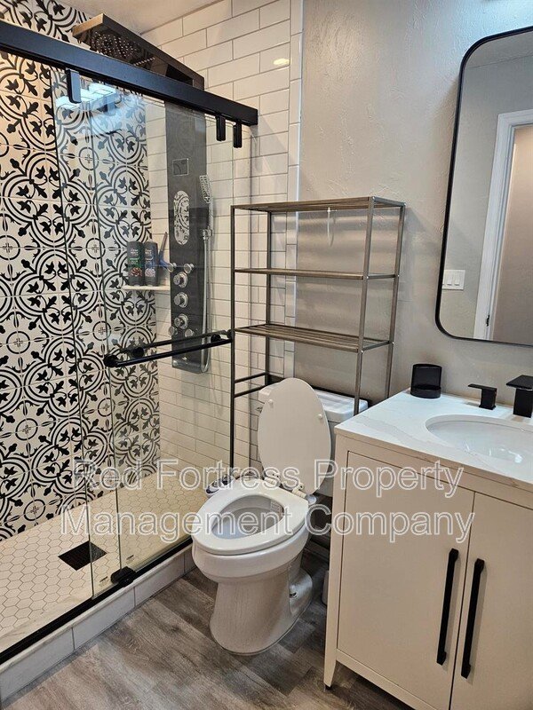 4855 West Dr property image