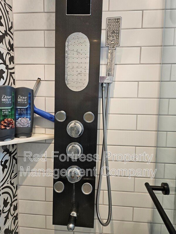 4855 West Dr property image