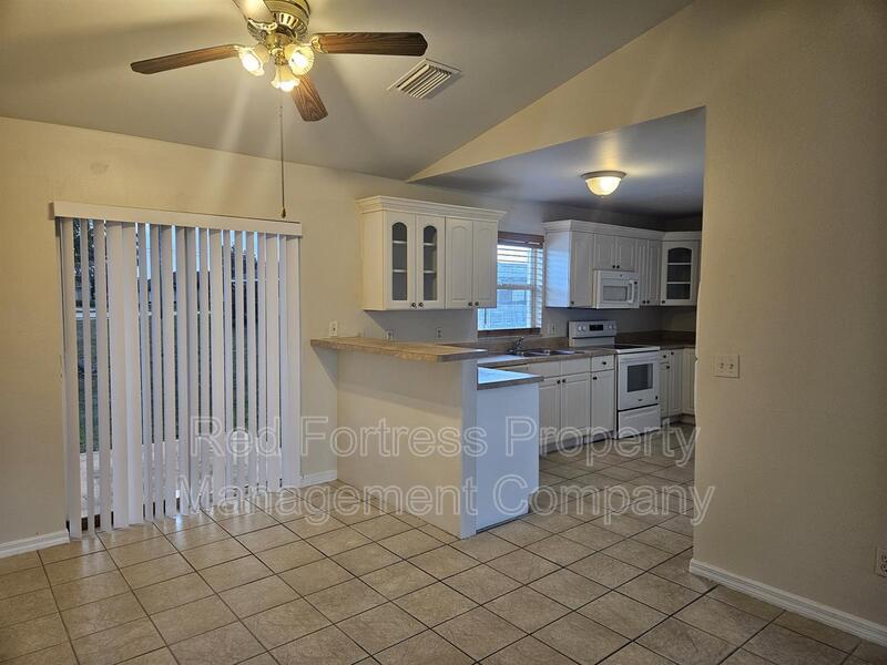 1814 SW 42nd St property image