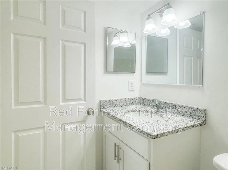 11931 Palm Bay Ct 102 property image