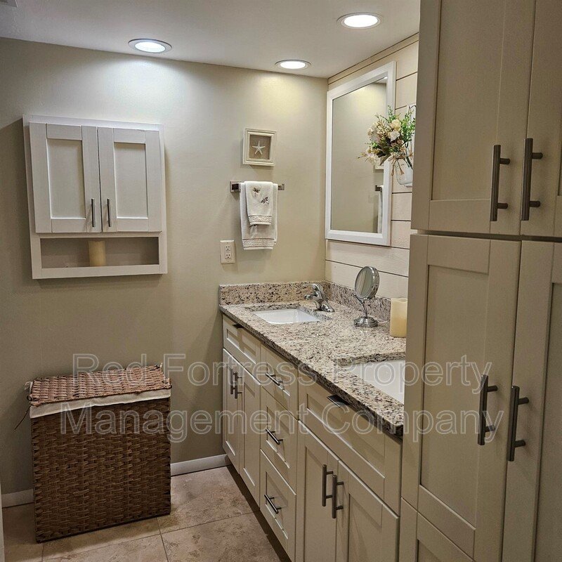 5710 Trailwinds Dr #525 property image