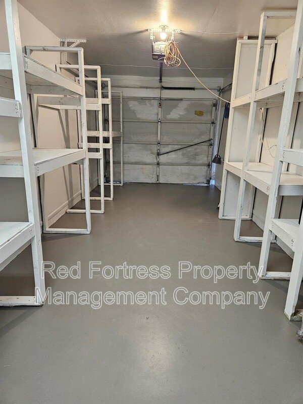 3718 15th St W property image
