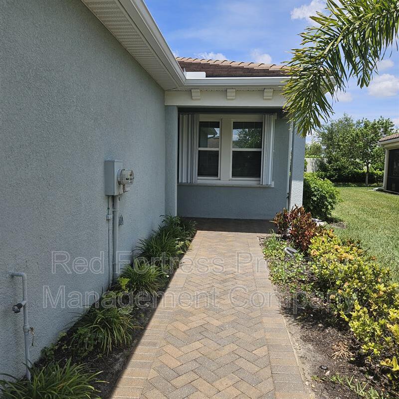 6517 Good Life St property image