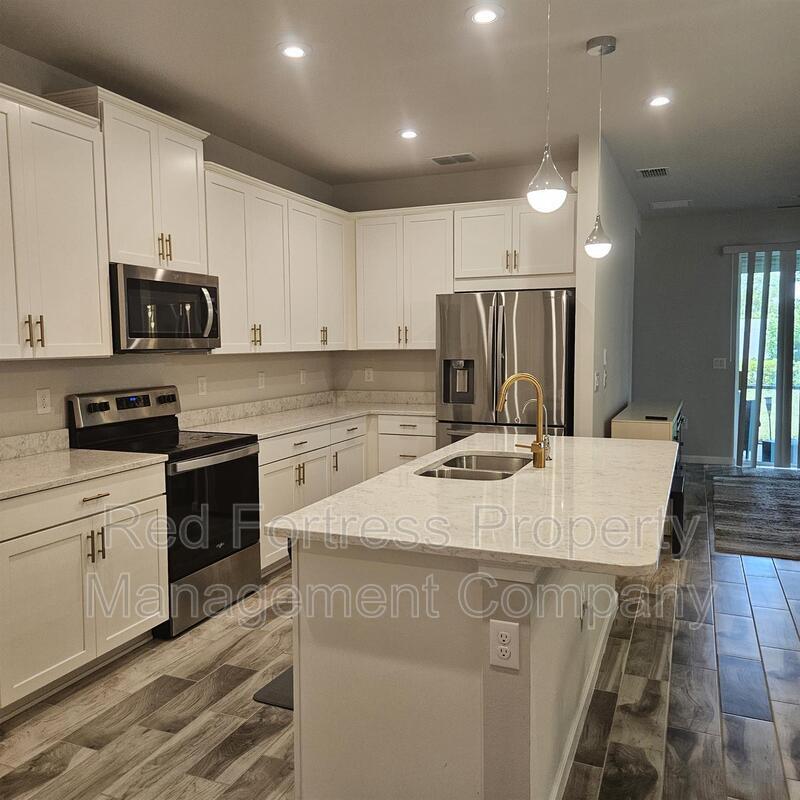 6517 Good Life St property image