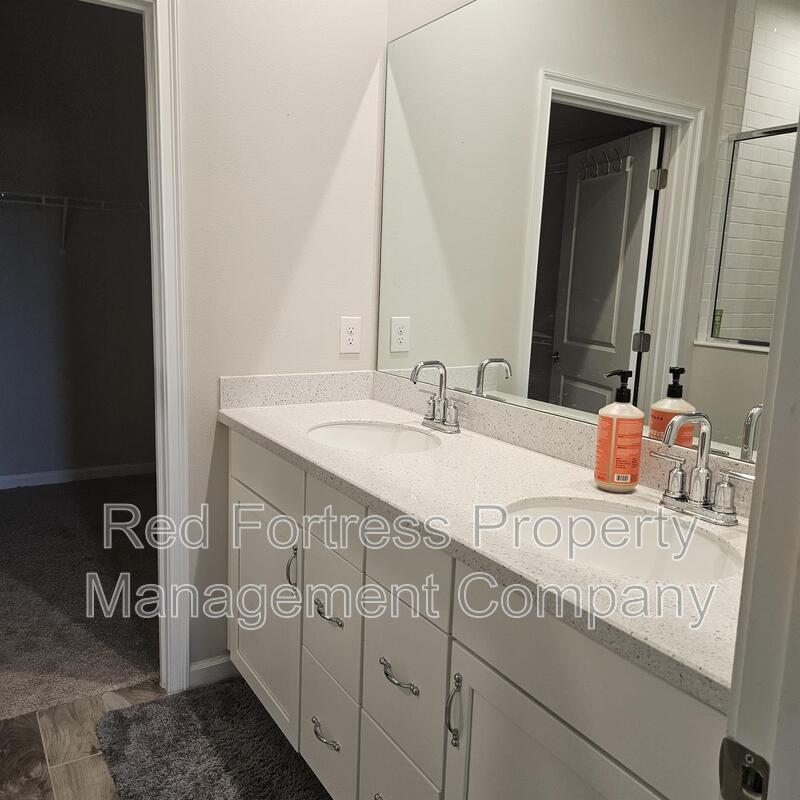 6517 Good Life St property image