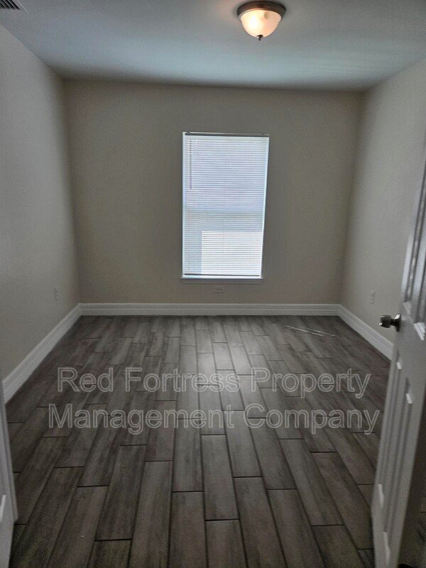 167 Meadow Rd property image