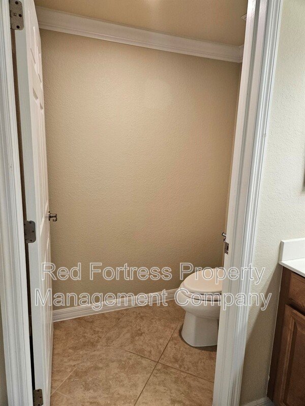 17451 Old Harmony Dr 102 property image