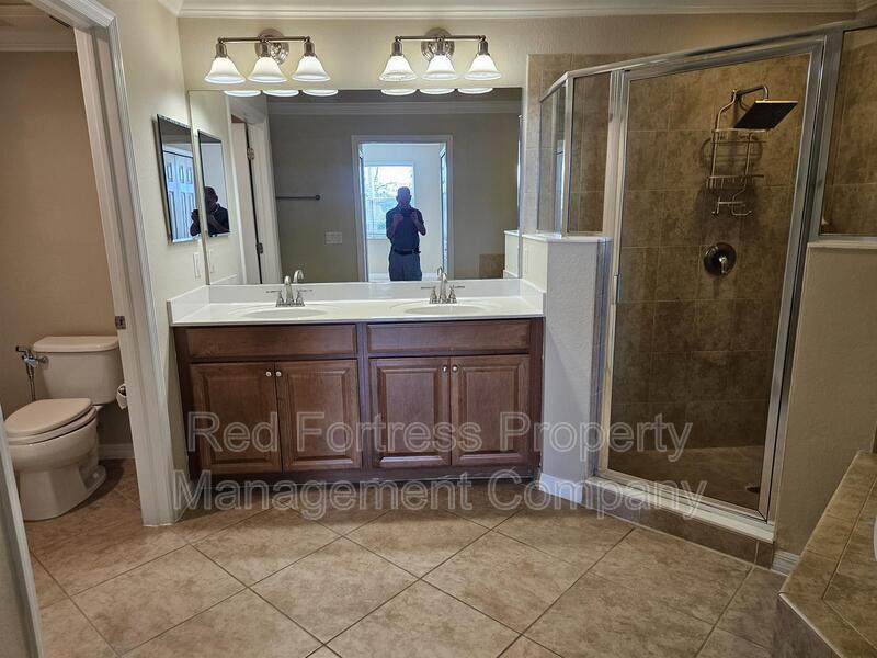 17451 Old Harmony Dr 102 property image