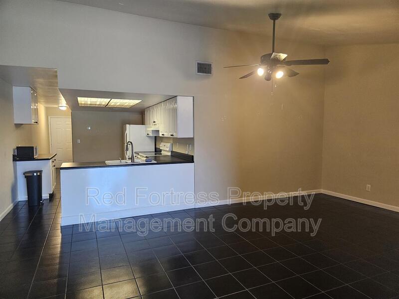 4114 Skyline Blvd B property image