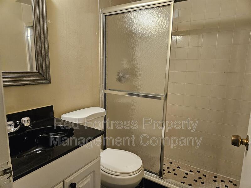 4114 Skyline Blvd B property image