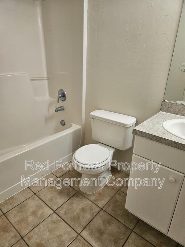 5202 30th St SW property image