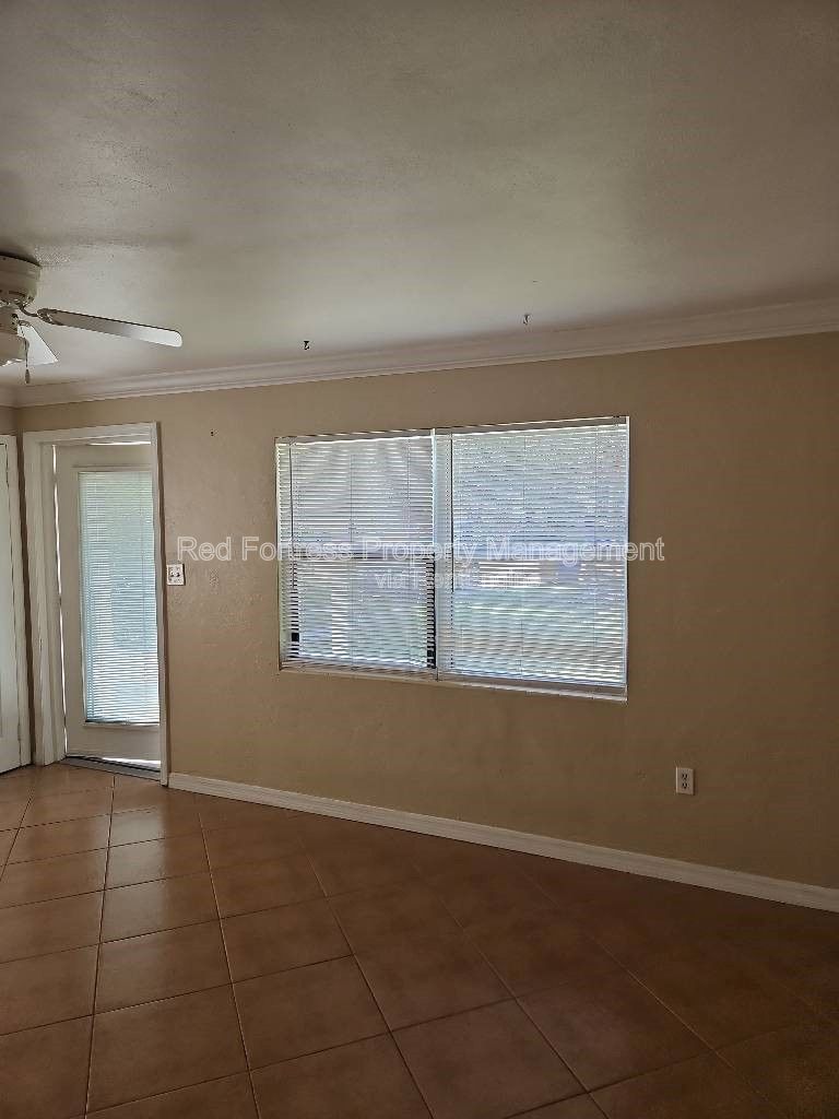 2349 South St property image