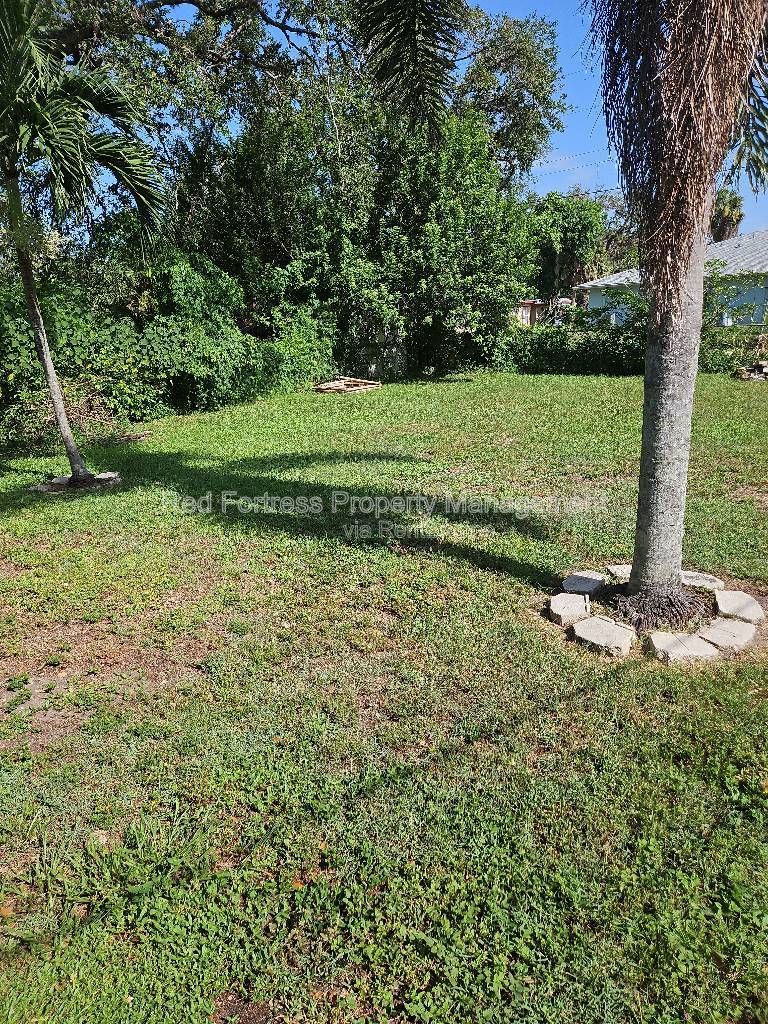 2349 South St property image