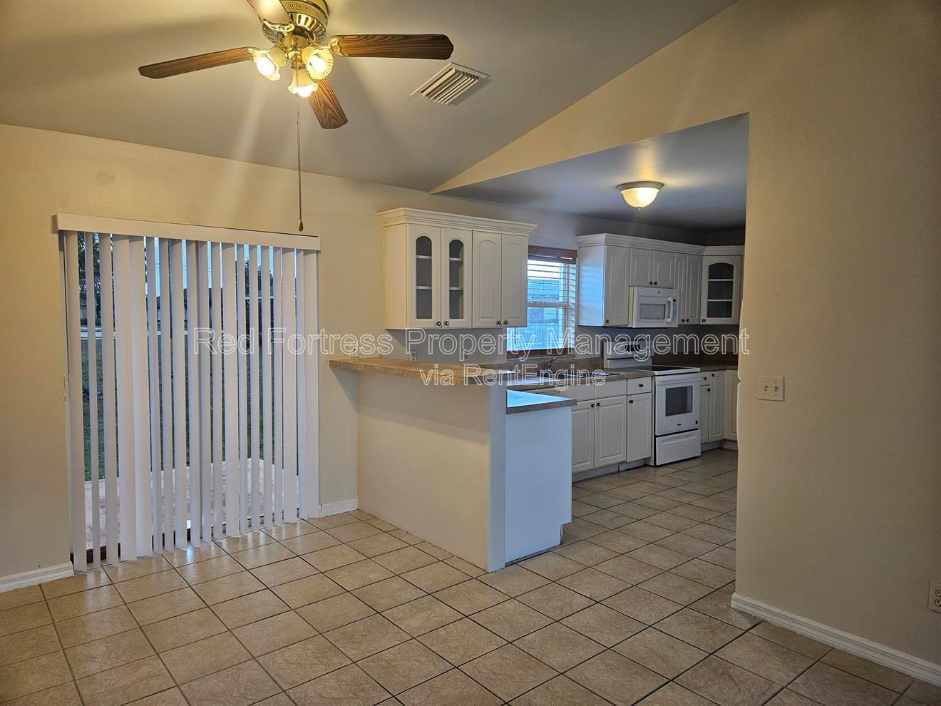 1814 SW 42nd St property image