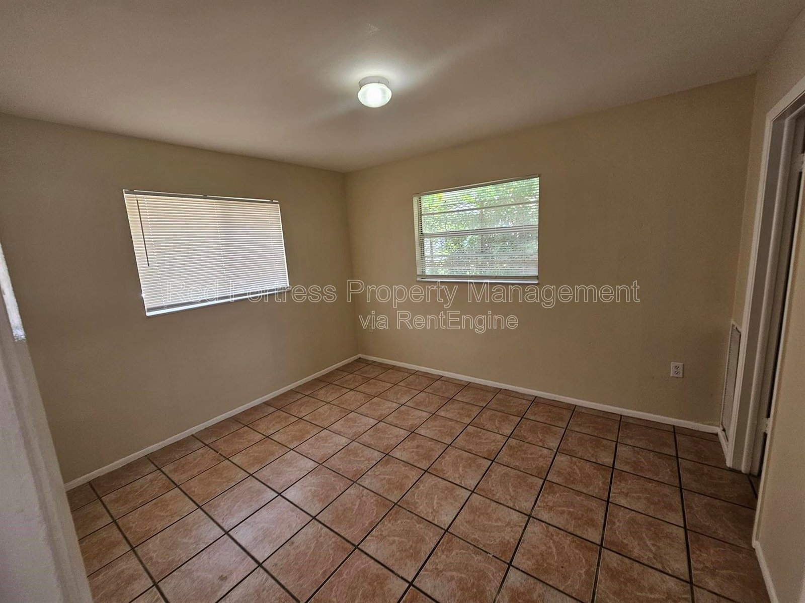 3814 Desoto Ave property image
