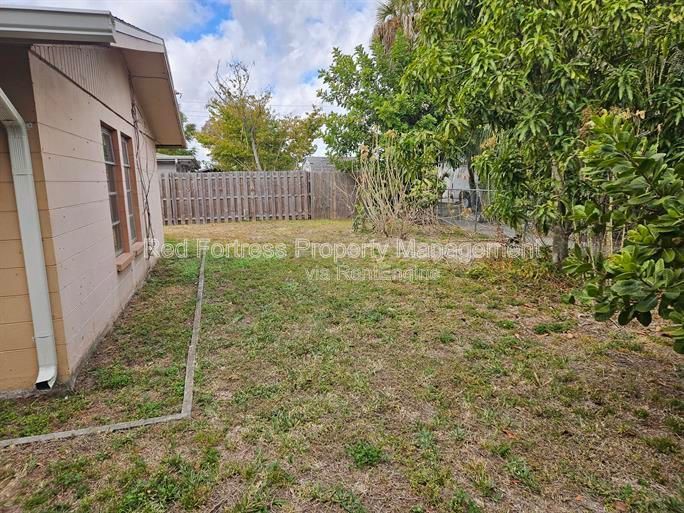 1635 Newport Ct property image