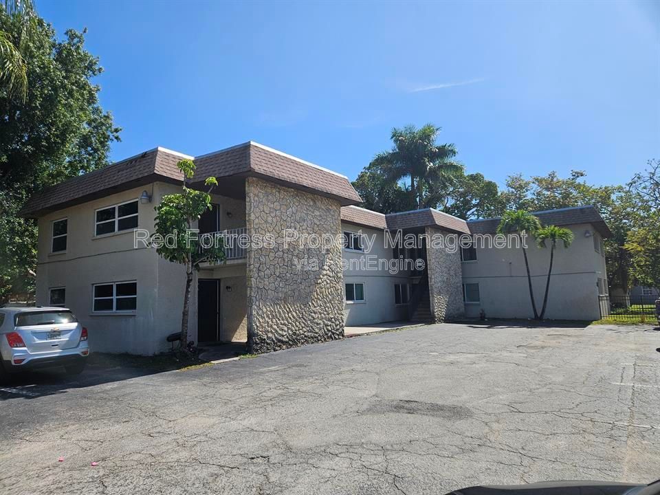 4331 Glenwood Ave #8 property image