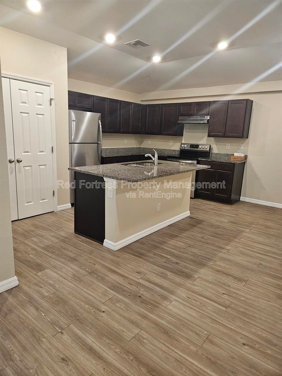 1955 Laverna Ave property image