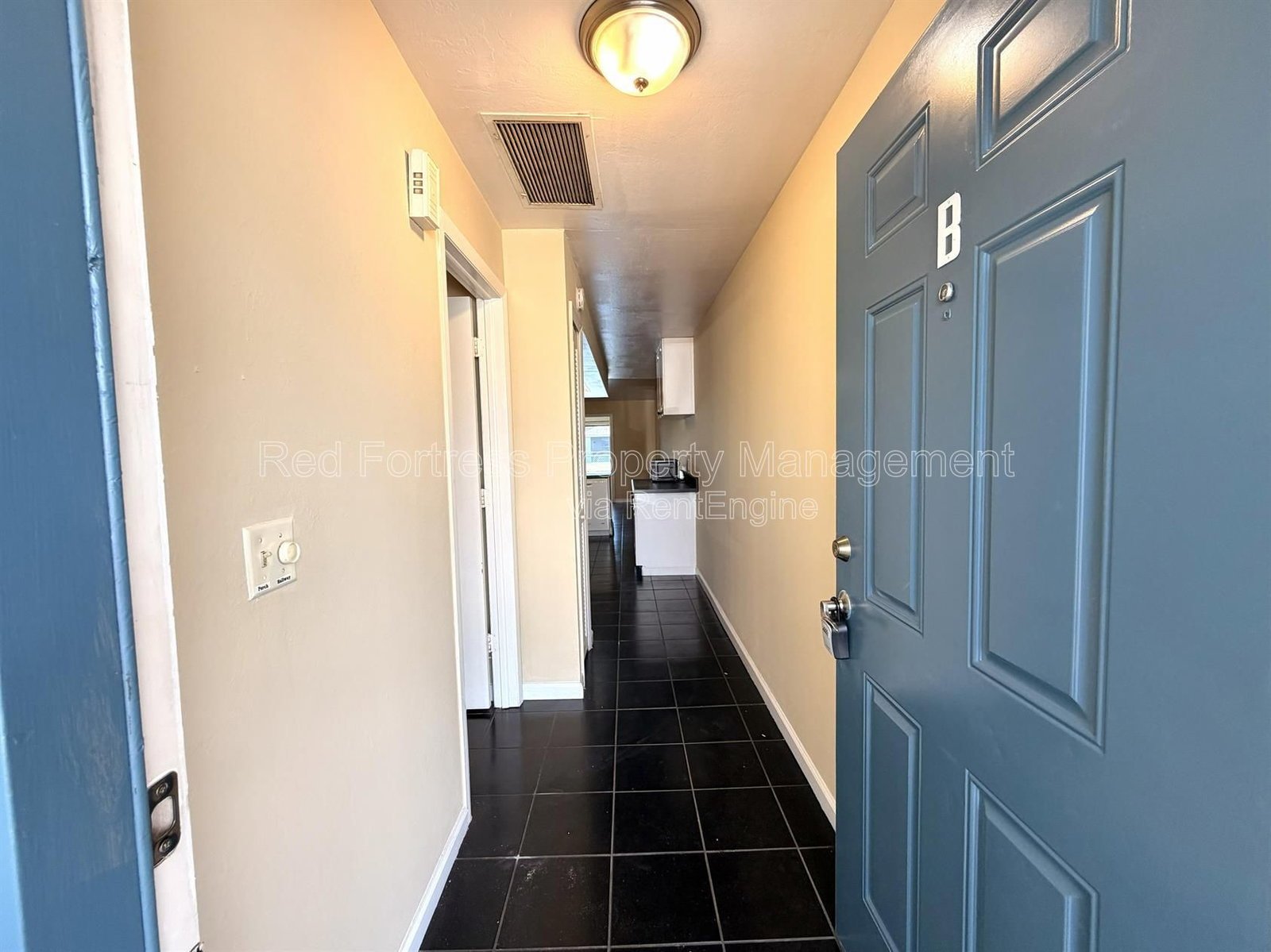 4114 Skyline Blvd B property image
