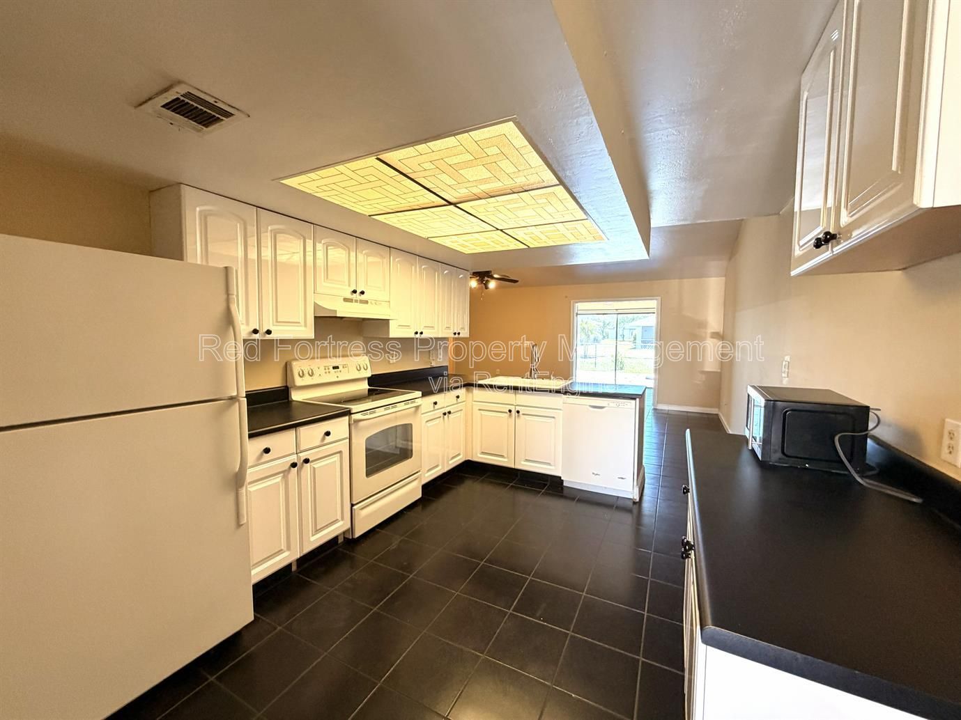 4114 Skyline Blvd B property image