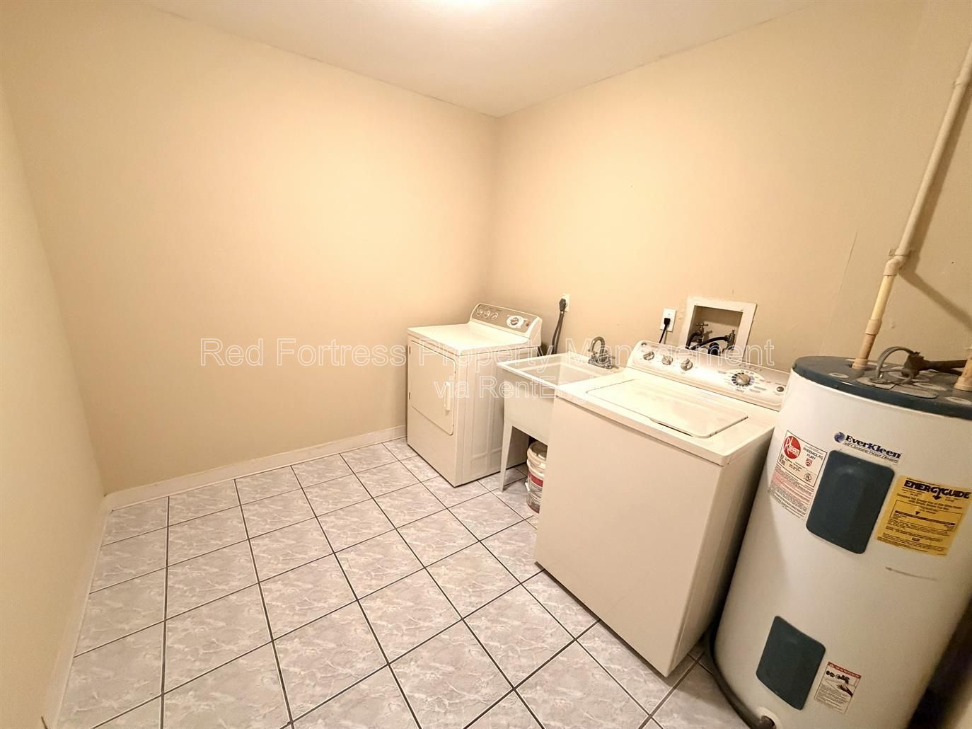 4114 Skyline Blvd B property image