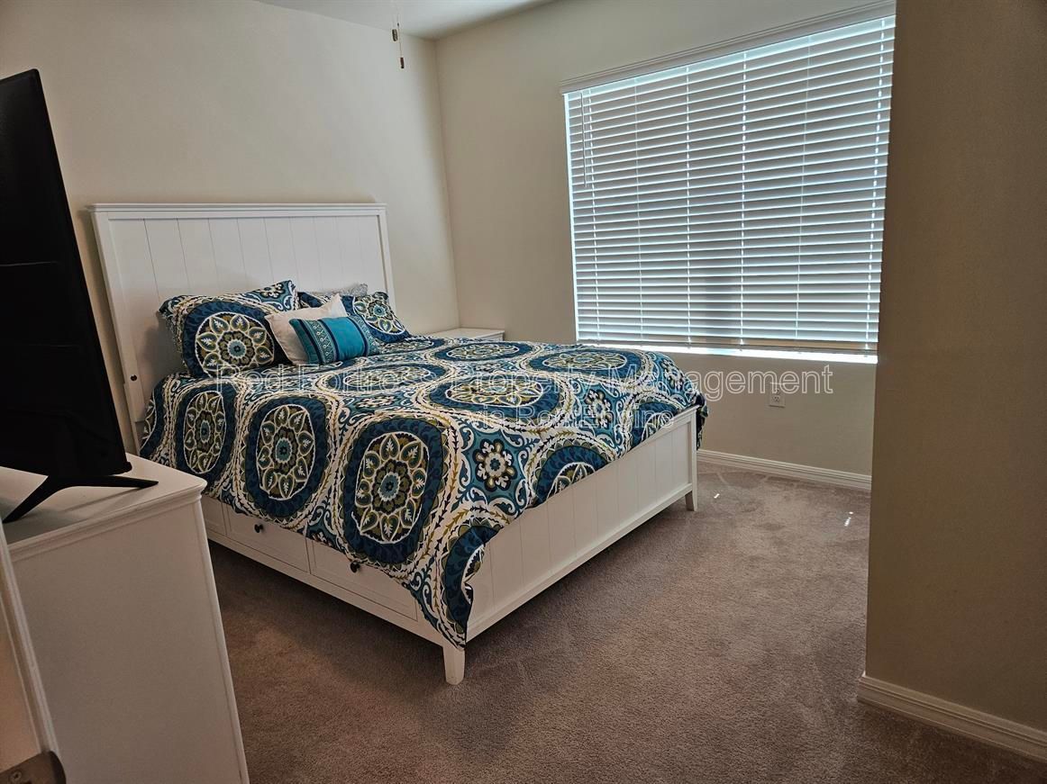 16031 Enclaves Cove property image