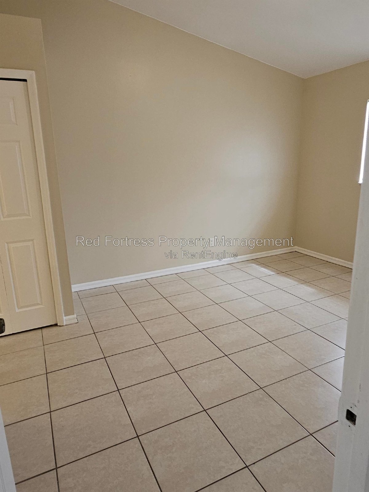 5237 30th St SW property image