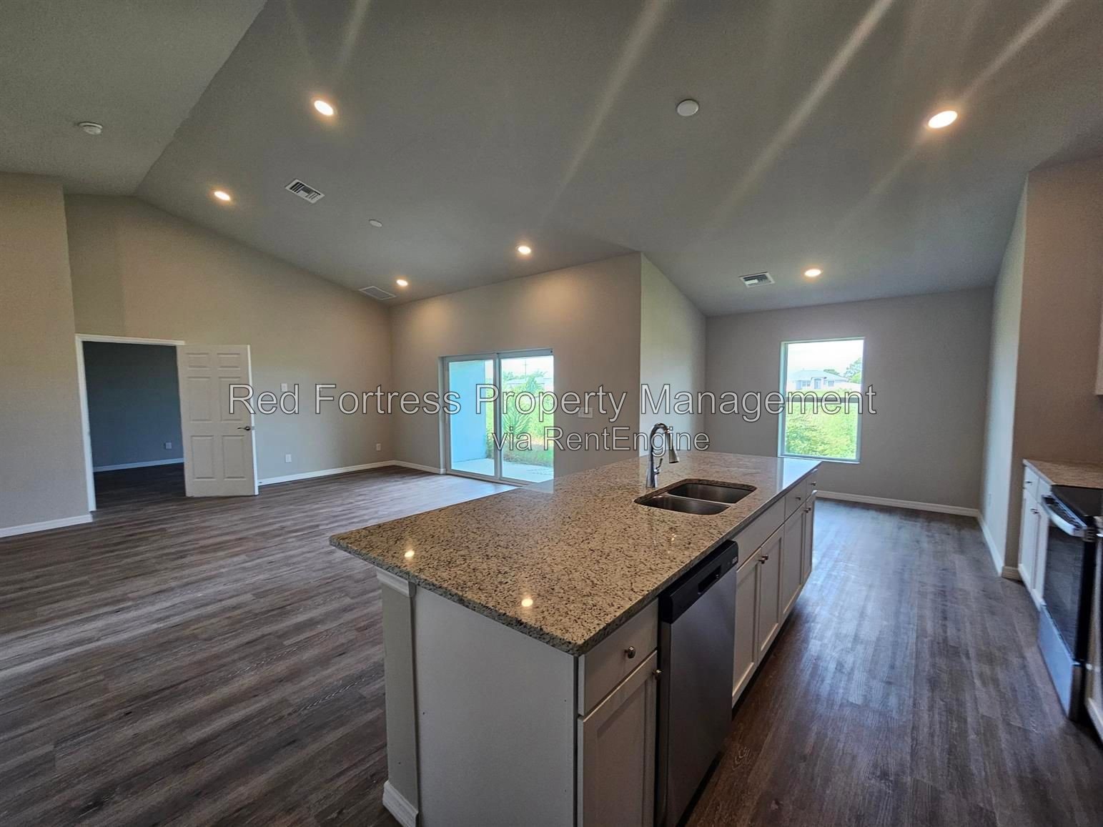 2300 NW 9th Ave property image