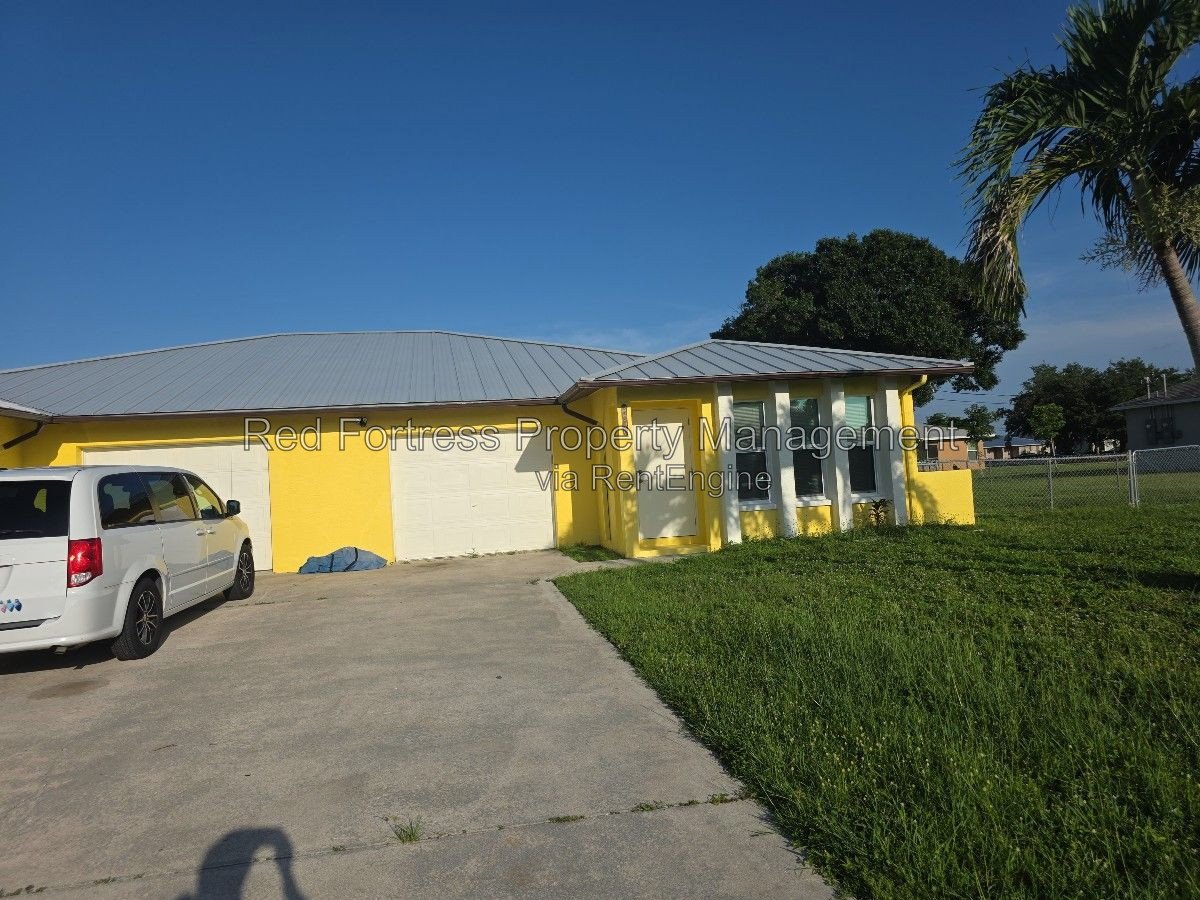 3608 SW 7th Pl property image