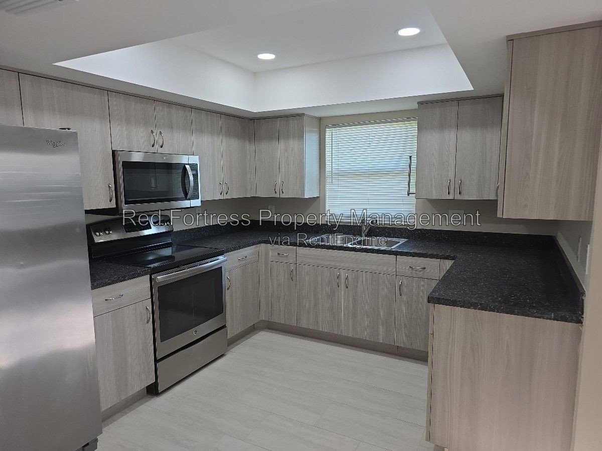 3608 SW 7th Pl property image