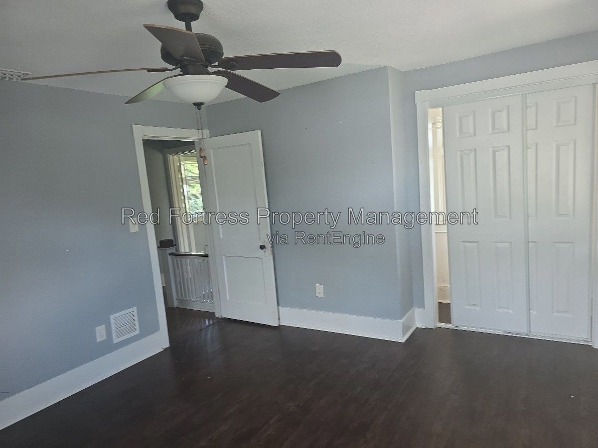 1609 Poinsettia Ave property image